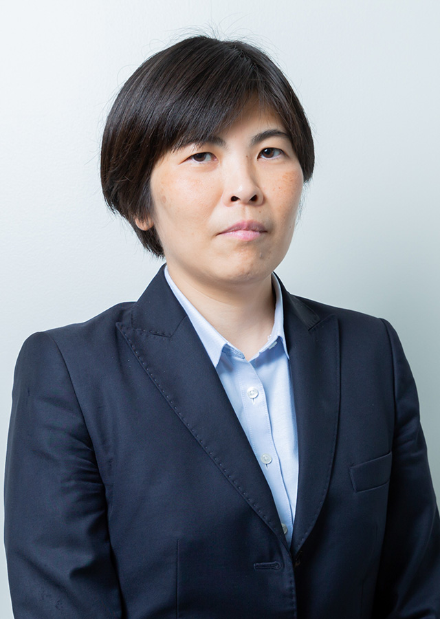 秋枝 静香